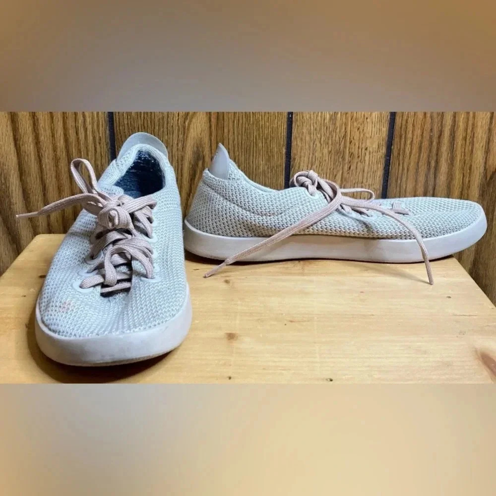 Woman ALLBIRDS tan Tree Lace Up Athletic Running Sneakers Shoes Sz 10